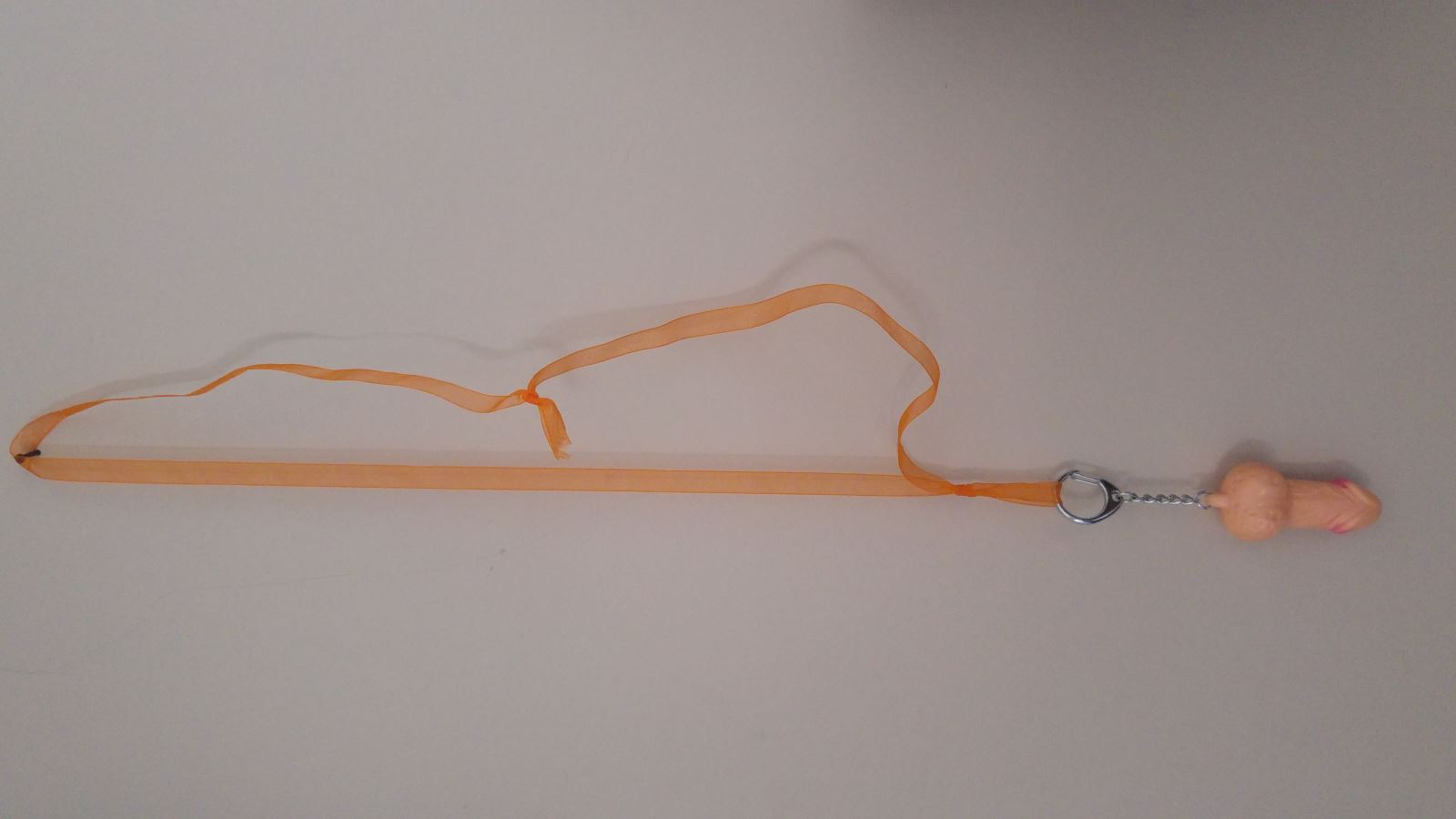 אביזרים וגימקים לאירוע